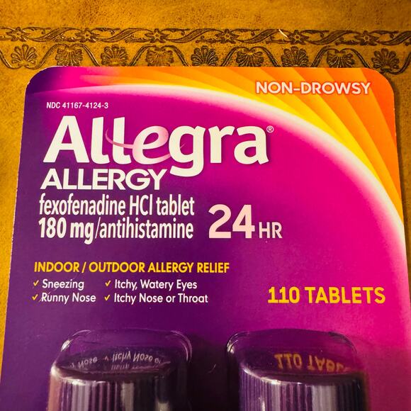 Allegra Allergy OTC 24 Hour Non Drowsy 110 Tablets Exp Date is March 2027 NEW - Picture 2 of 7